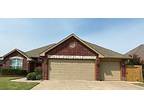 Comfortable 3 Bedroom House. 10809 Nw 37th St, Yukon, Ok 73099