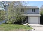 8 Woodsia Rd, Saunderstown, Ri 02874