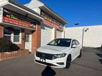 2019 Volkswagen Jetta 1.4T SE Sedan 4D