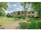 48 Sumac Ct, Mount Laurel, NJ 08054
