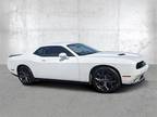 2020 Dodge Challenger SXT 2dr Rear-Wheel Drive Coupe