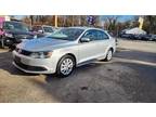 2012 Volkswagen Jetta 2.5L SE Sedan 4D