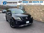 2019 Nissan Pathfinder SL Sport Utility 4D