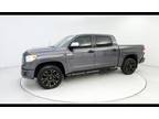 2017 Toyota Tundra 4WD Platinum 4D CrewMax