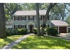 35 Emerson Rd, Wellesley, Ma 02481