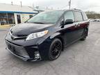 2020 Toyota Sienna XLE Minivan 4D