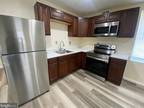 17 W 2nd St #203, Lansdale, PA 19446