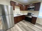 17 W 2nd St #201, Lansdale, PA 19446