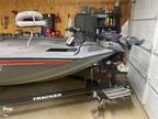 Tracker Pro Team 195 TXW