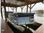 Sun Tracker Party Barge 24