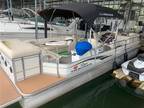 Sun Tracker 27 Party Barge I/O