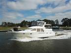 Ocean Alexander 440 Sundeck Cockpit Motoryacht