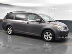 2013 Toyota Sienna LE V6 7 Passenger Auto Access Seat