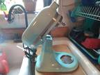 Kitchenaid Artisan stand mixer 3.5 Qt