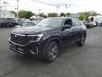 2024 Volkswagen Atlas Cross Sport SEL R-Line 4Motion