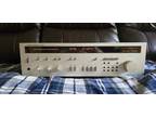 Vintage Haman Kardon 490i Amplifier / Receiver. Not Sure If It Works.