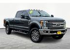 2017 Ford Super Duty F-350 SRW Lariat