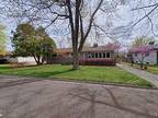 924 E Highland Pl, Peoria Heights, Il 61616