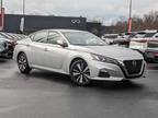 2022 Nissan Altima 2.5 SV 4dr Front-Wheel Drive Sedan