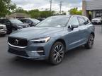 2022 Volvo XC60 B5 Momentum