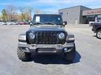 2020 Jeep Gladiator Sport 4dr 4x4 Crew Cab 5 ft. box