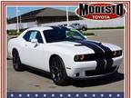 2019 Dodge Challenger SXT 2dr Rear-Wheel Drive Coupe