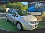 2016 Nissan Versa Note SV Hatchback 4D