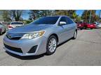 2014 Toyota Camry Hybrid XLE Sedan 4D