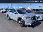 2023 Nissan Pathfinder Platinum 4WD