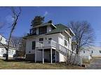 Lovely 2bedroom House. 116 N 6th Ave, La Grange, Ky 40031