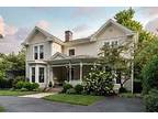 Comfortable House. 114 W Lexington Ave, Danville, Ky 40422