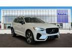 2024 Volvo XC60 Recharge Plug-In Hybrid Core Dark Theme