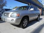 Used 2006 Toyota Highlander for sale.