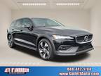 2022 Volvo V60 Cross Country T5