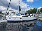 2000 Hudson 380 Boat for Sale
