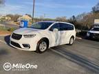 2022 Chrysler Pacifica Touring L Front-Wheel Drive Passenger Van