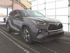 2021 Toyota Highlander XLE Sport Utility 4D