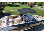 2017 Scarab 255 Platinum