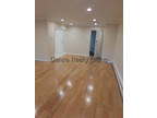 NEWTON - LUXURY 2 BEDROOM - 2 BATH - Condo