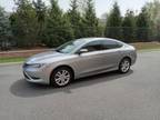 2015 Chrysler 200 Limited Sedan 4D