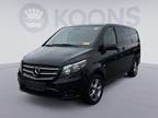 2018 Mercedes-Benz Metris Base Metris Passenger Van