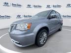 2014 Chrysler Town & Country Touring-L Front-Wheel Drive LWB Passenger Van