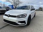 2019 Volkswagen Golf R 2.0T w/DCC & Navigation