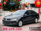 2012 Volkswagen Jetta 2.5L SE Sedan 4D