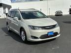 2020 Chrysler Pacifica Touring-L