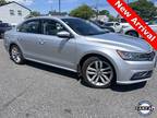 2017 Volkswagen Passat 1.8T SE w/Technology