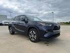 2021 Toyota Highlander Hybrid XLE Sport Utility 4D
