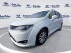 2017 Chrysler Pacifica Touring-L Front-Wheel Drive Passenger Van