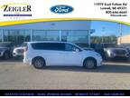 2022 Chrysler Pacifica Touring L Front-Wheel Drive Passenger Van