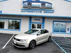 2014 Volkswagen Jetta 1.8T SE Sedan 4D